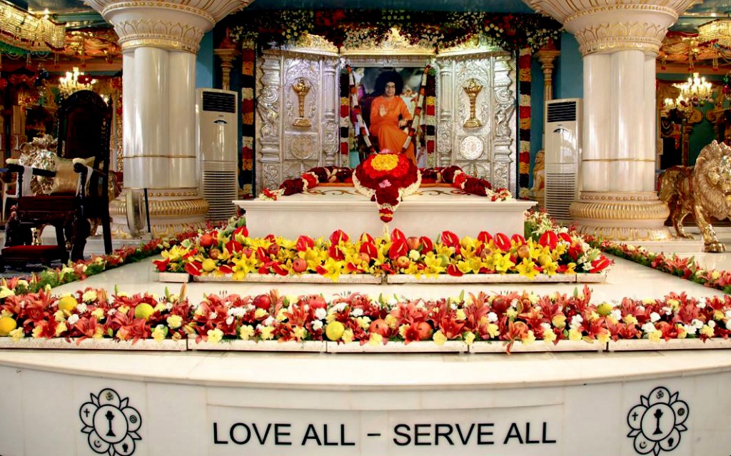 sri-sathya-sai-baba-maha-samadhi